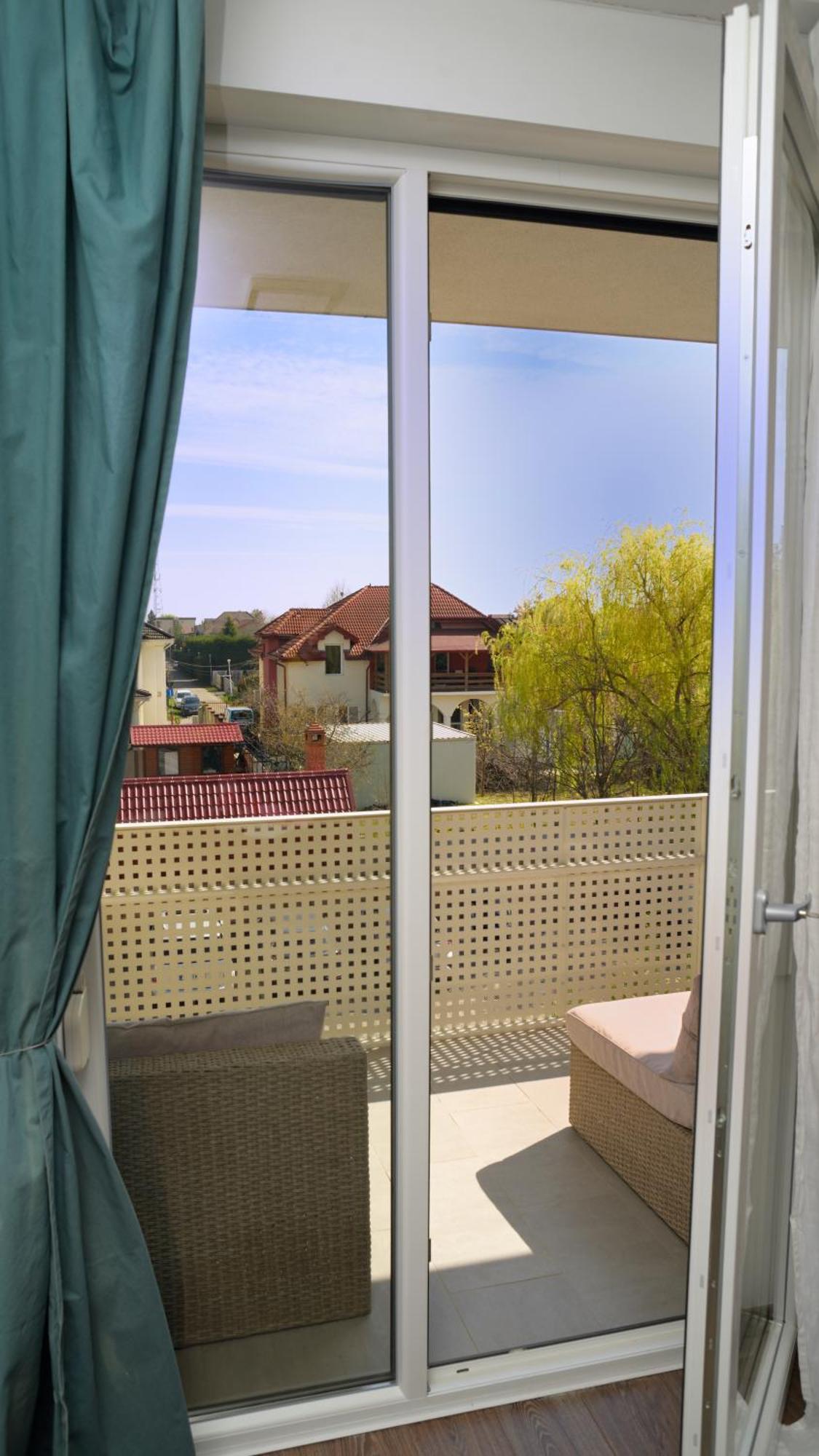 טימישוארה Mirvana Apartments Metheor Executive Suite מראה חיצוני תמונה