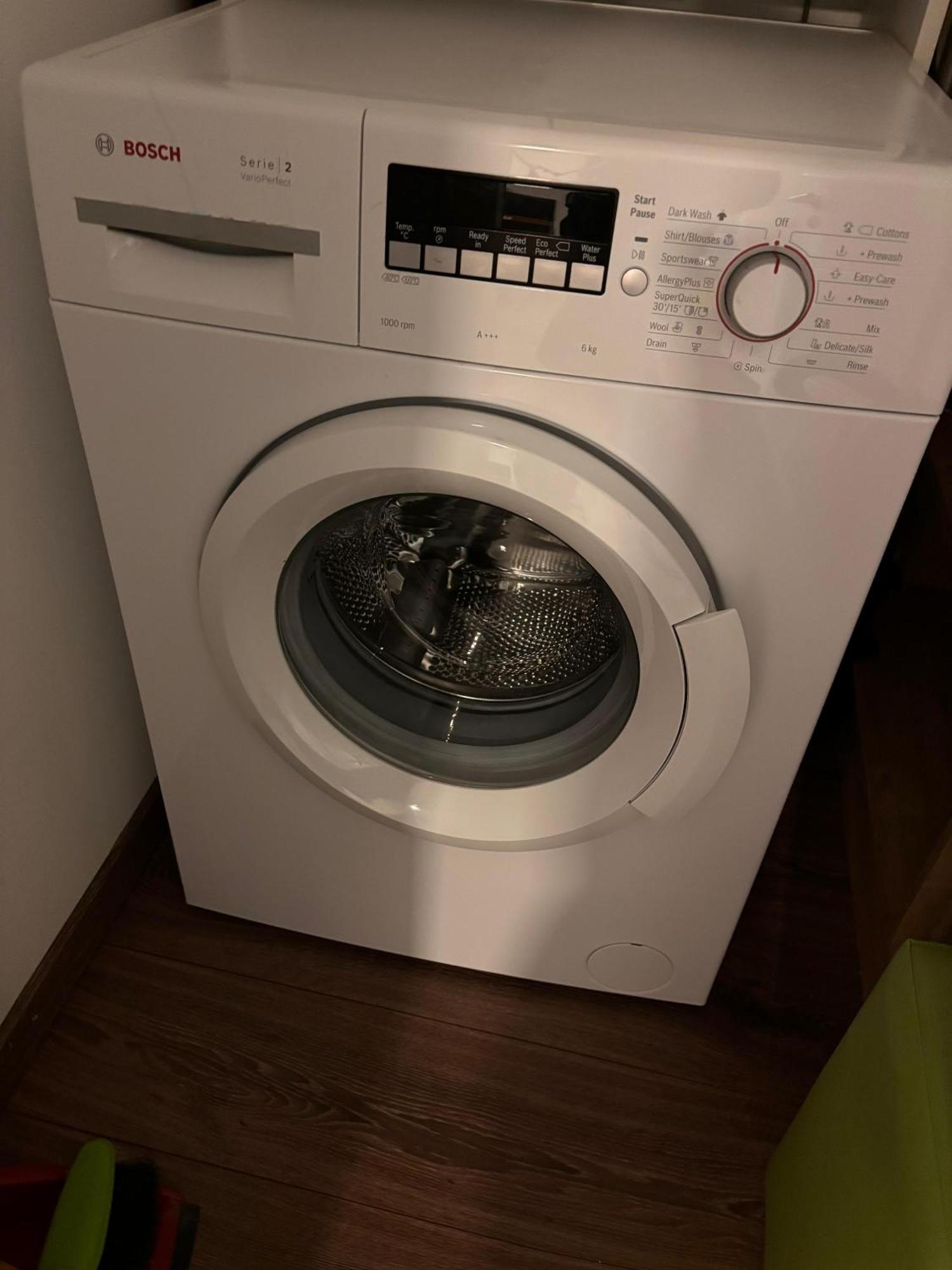 טימישוארה Mirvana Apartments Metheor Executive Suite מראה חיצוני תמונה